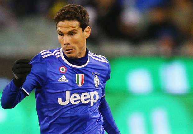 hernanes-juventus-turin-26072016_1468ip12h2rlk10w0y9gq075kf.jpg