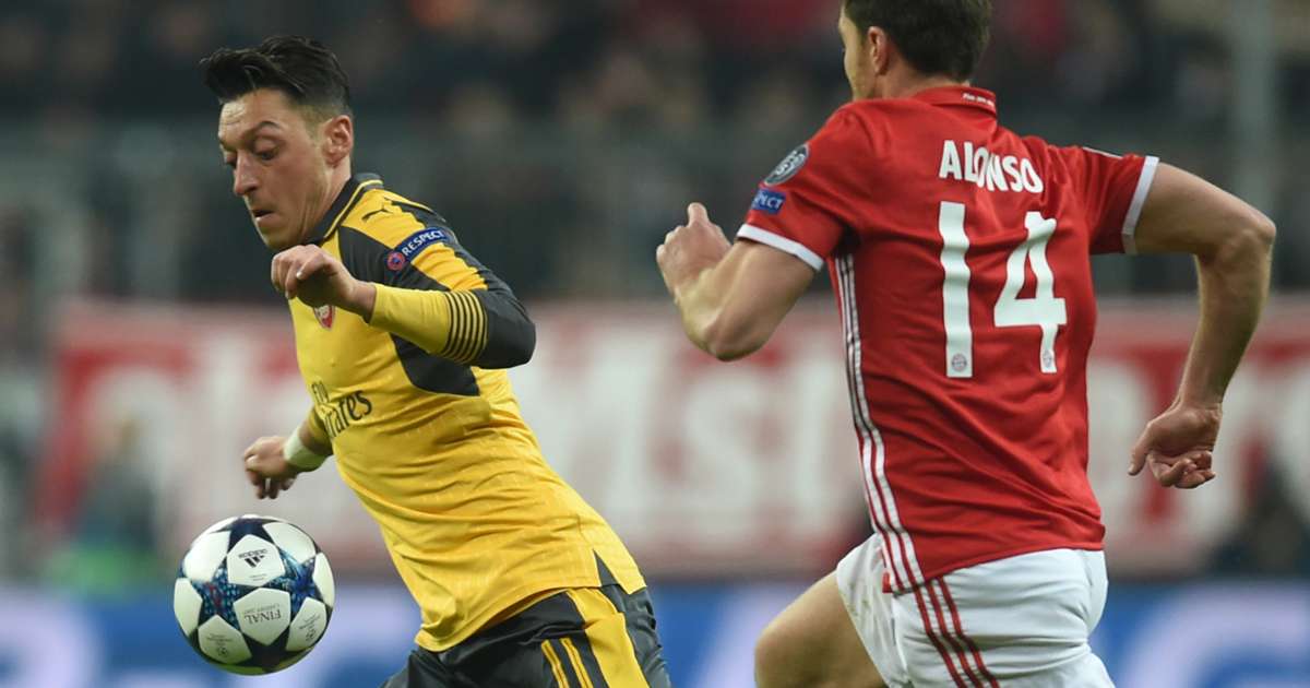 Arsenal Ozil Fallt Aus Spielt Sanchez