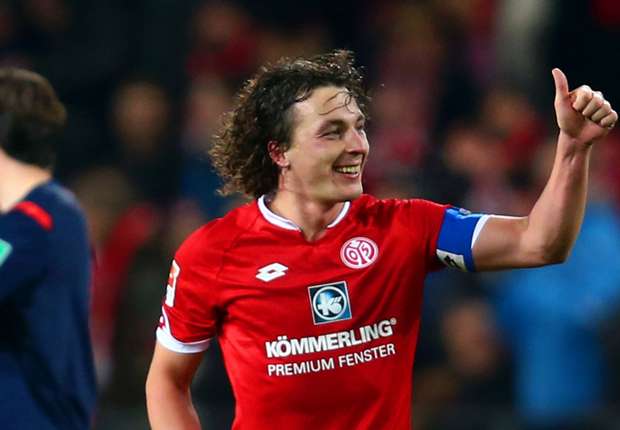 RESMI: Bayer Leverkusen Dapatkan Julian Baumgartlinger - Goal.com Indonesia
