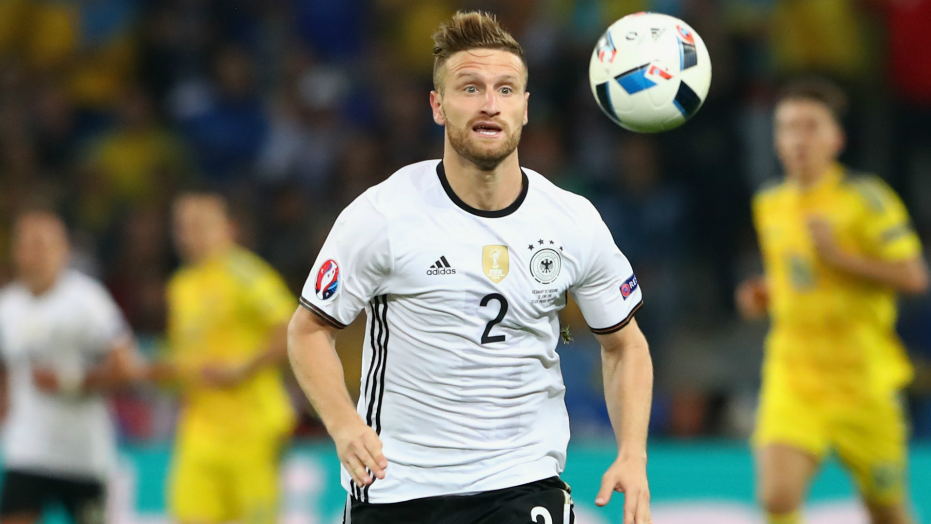 BERITA ARSENAL Shkodran Mustafi Islam Penting Bagi Hidup Karir