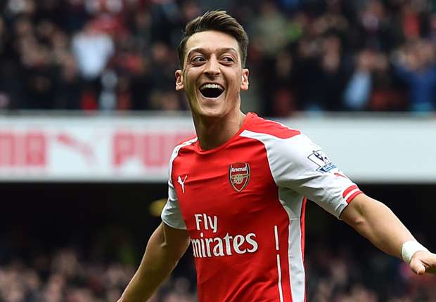 Moyes: The jury is still out on Ozil