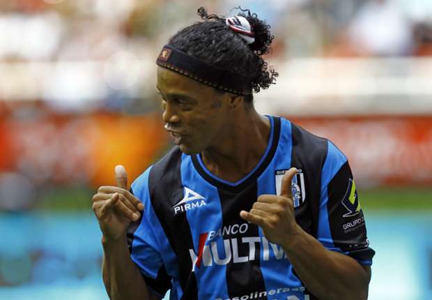 Ronaldinho wants MLS move, hints agent