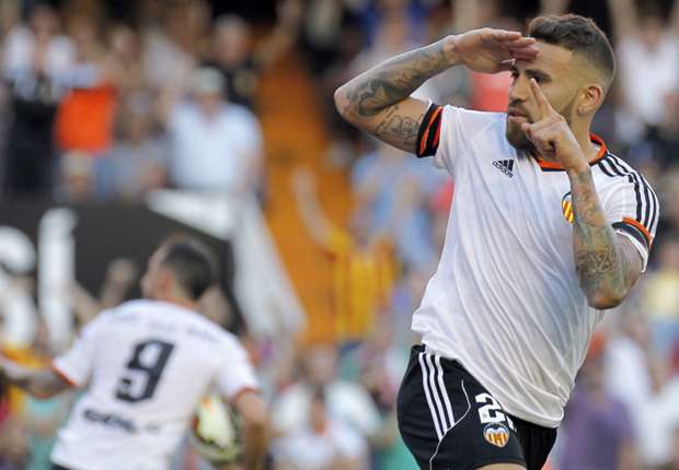 Manchester United target Otamendi wants Valencia exit, says agent