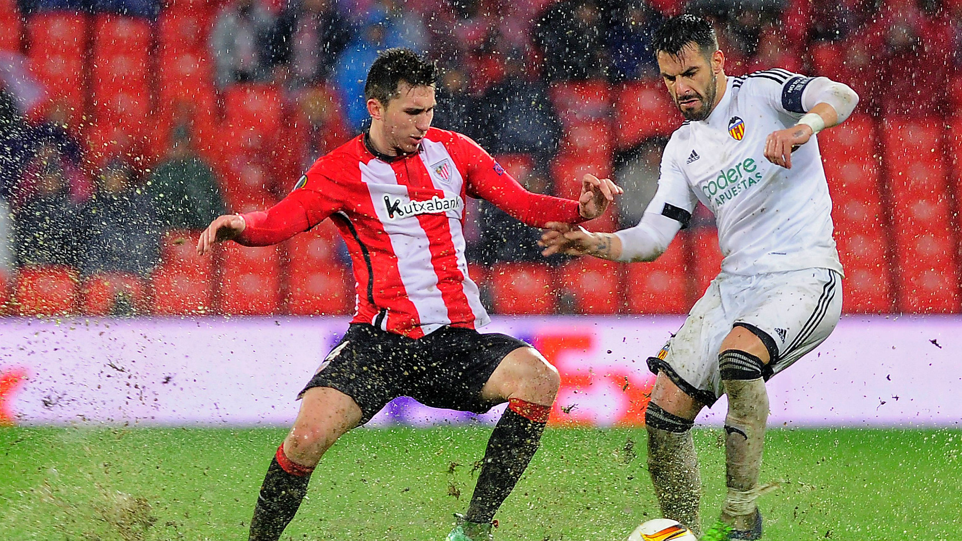 TxaskarrilloVALVERDE estalla....tenemos el Peor Césped de Primera... Aymeric-laporte-alvaro-negredo_s0w108wwe9rt1d31jnxotrgnj