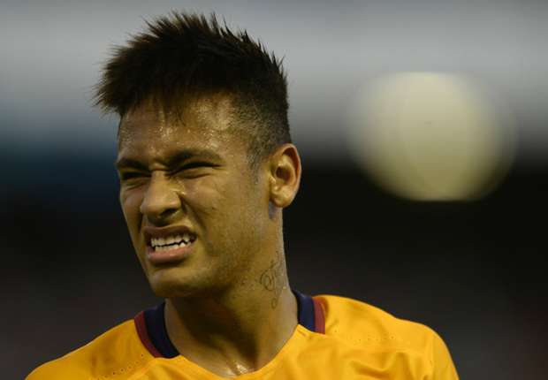 Neymar reveals Man Utd talks
