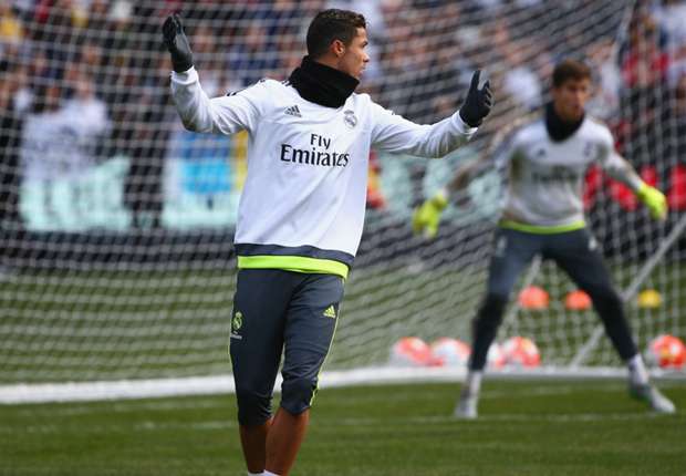 Cristiano Ronaldo hits out at Benitez in Real Madrid training