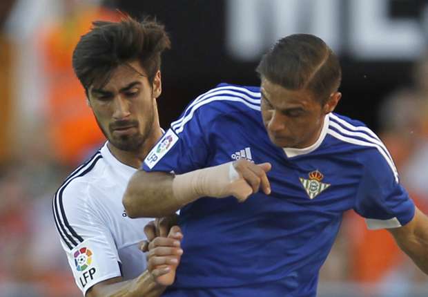 andre-gomes-joaquin-valencia-real-betis-liga-bbva-19092015_n2eryqiwx821f3h8g4gfpju9.jpg