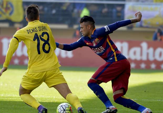 Neymar fez de pênalti para o Barça