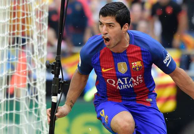RUMOURS: Manchester City and United to do battle for Luis Suarez