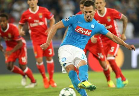 Napoli, super Milik: 13 tiri e 7 goal