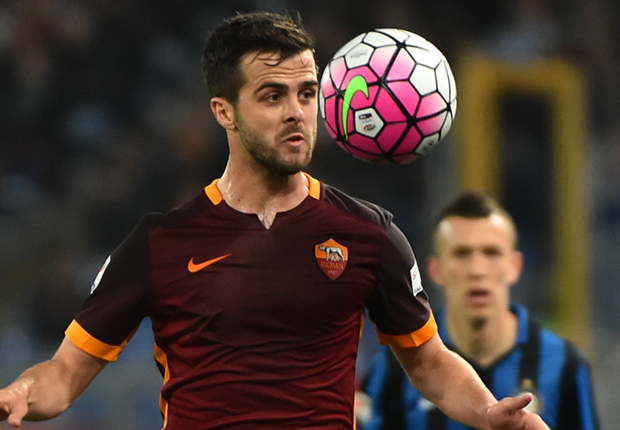 Barcelona Terdepan Gaet Miralem Pjanic