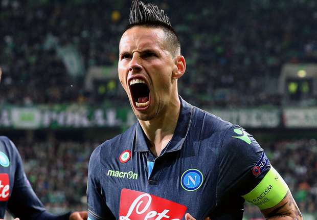 Réagir à l'Euro 2016 - Page 2 Marek-hamsik-wolfsburg-napoli-europa-league_1pv7iud2smj11aa3odiu5zjk