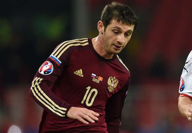 Alan Dzagoev Dicoret Dari Skuat Rusia