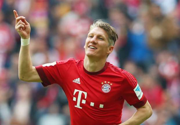 Wenger: Manchester United have signed two top-class players in Schweinsteiger and Schneiderlin