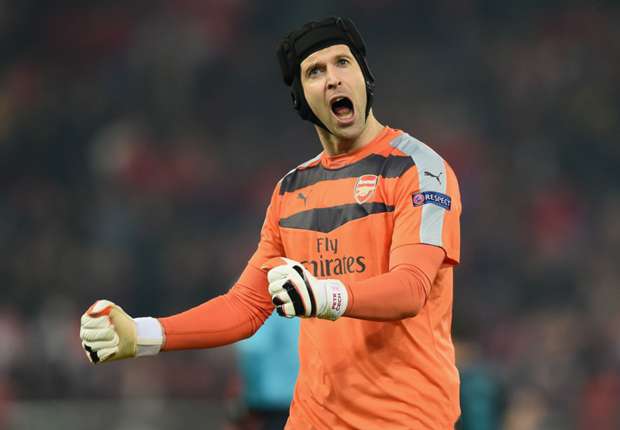 Petr Cech Lampaui Rekor Clean Sheet David James