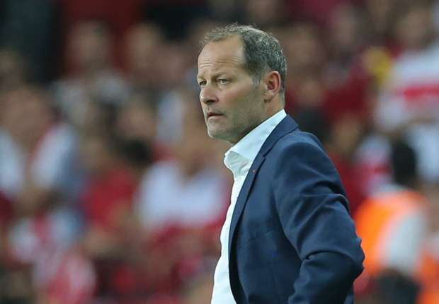 Blind refuses to resign after Netherlands left on brink of Euro 2016 qualification failure