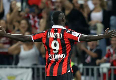 Balotelli scores twice on Nice debut