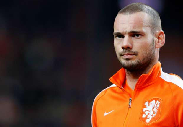 Sneijder happy to remain at Galatasaray - agent