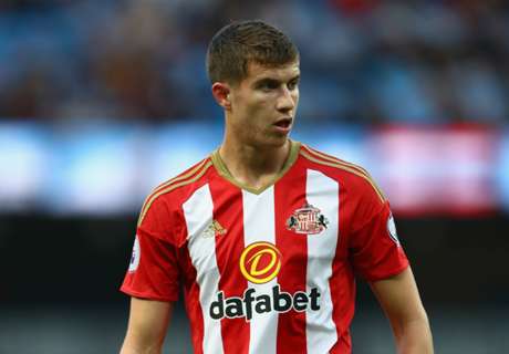 McNair: Van Gaal Mainkan Di Luar Posisi