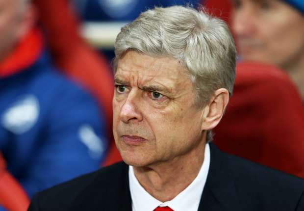 Wenger sulks at home 'for days' after Arsenal defeat