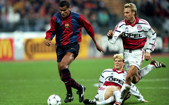 Rivaldo en Barcelona vs Bayern (Champions 1998)