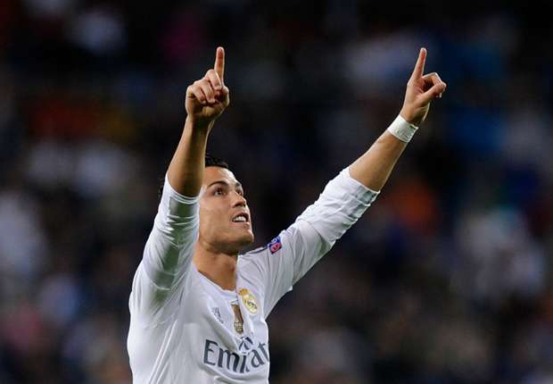 Ronaldo presented with record fourth Golden Shoe award