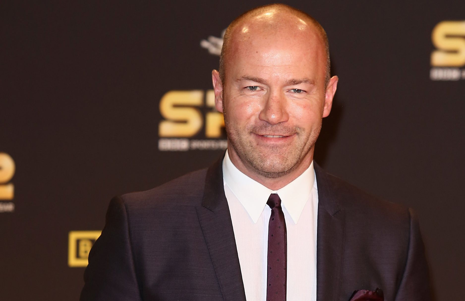 what is alan shearer"s net worth & how much does