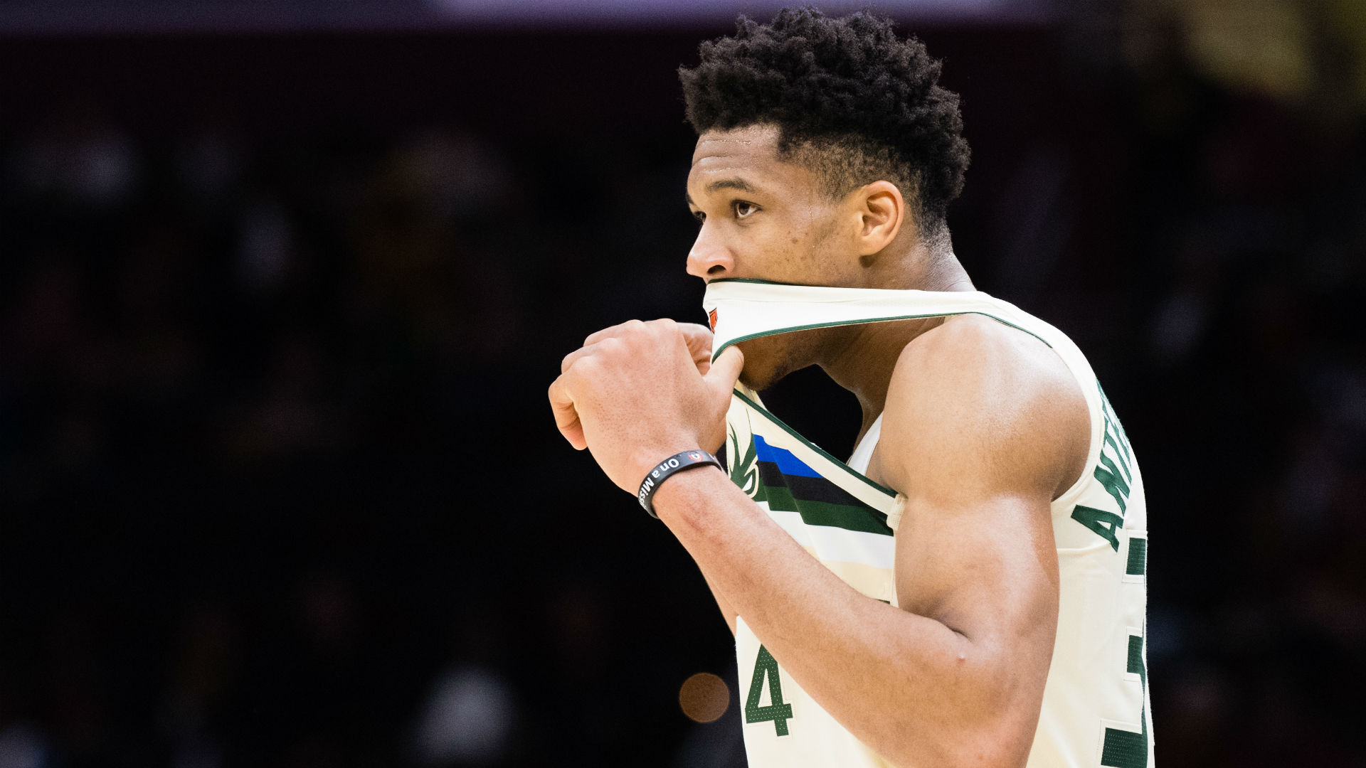 'That s-- hurt': Giannis Antetokounmpo nails James Harden with ball
