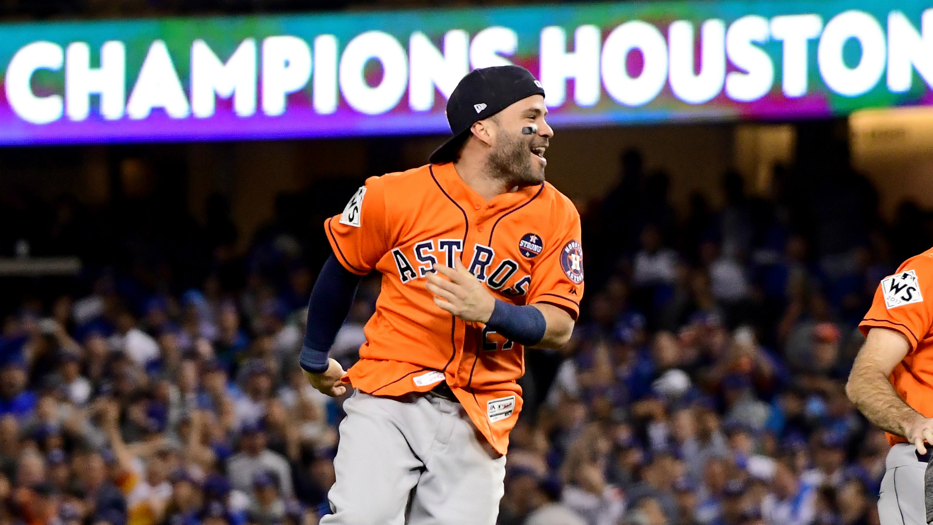Jose Altuve reportedly to sign huge 5-year extension with Astros Jose Altuve reportedly to sign huge 5-year extension with Astros