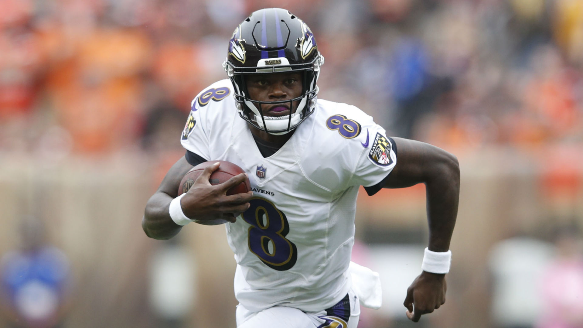 Ravens QB Lamar Jackson Clears Concussion Protocol, Returns To Game ...