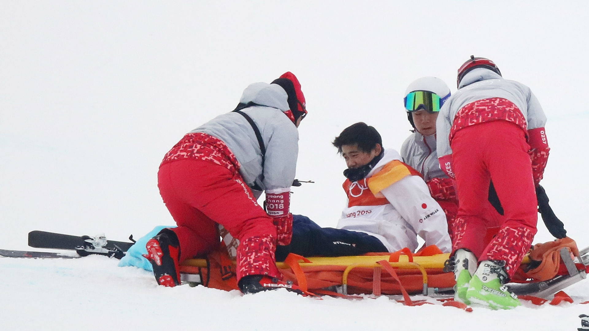Winter Olympics 2018: Japanese snowboarder stretchered away after halfpipe crash