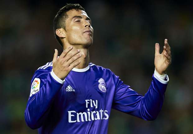 Raul backs under-fire Ronaldo for Ballon d'Or glory