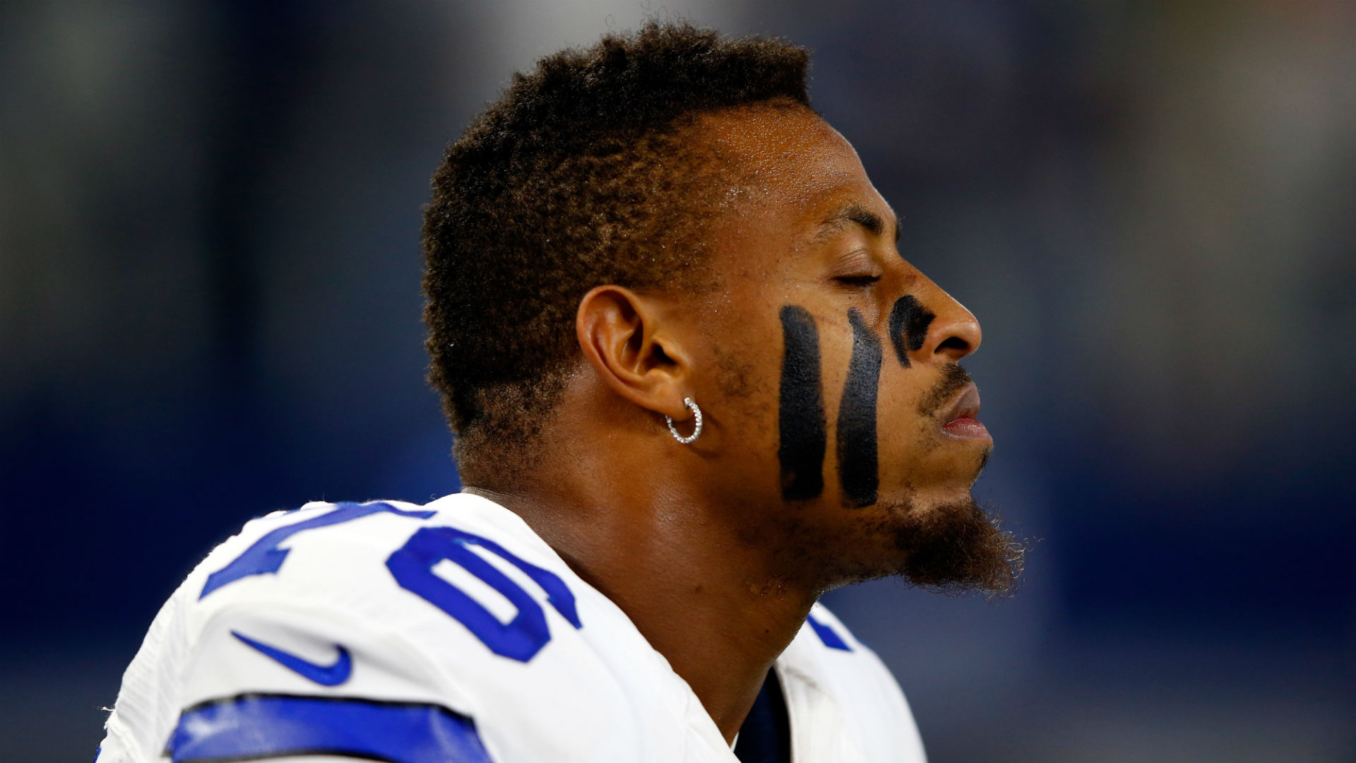 Greg Hardy signs with arena football team, continuing MMA career