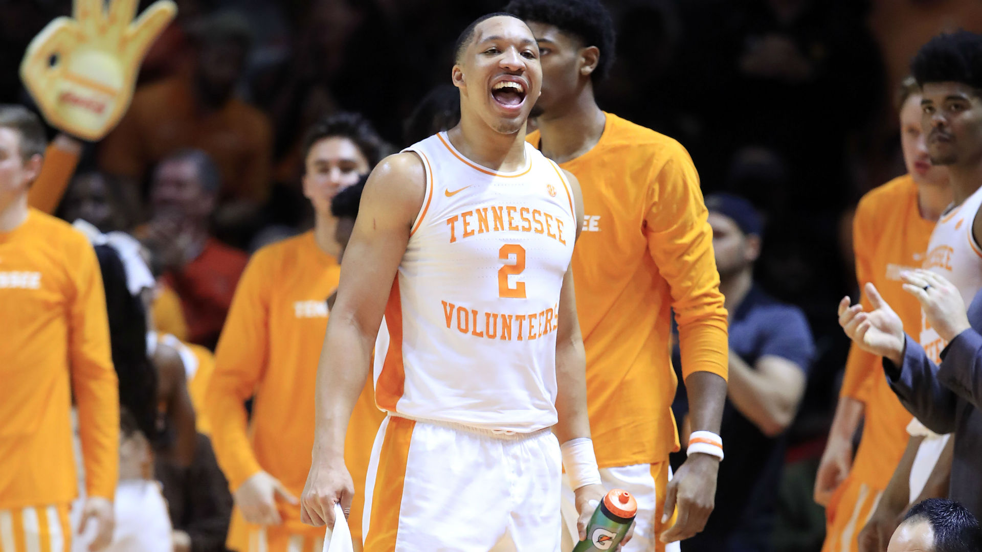 Bone helps No. 7 Tennessee get revenge on No. 4 Kentucky