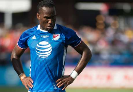 Drogba Terlibat Keributan Dengan Suporter