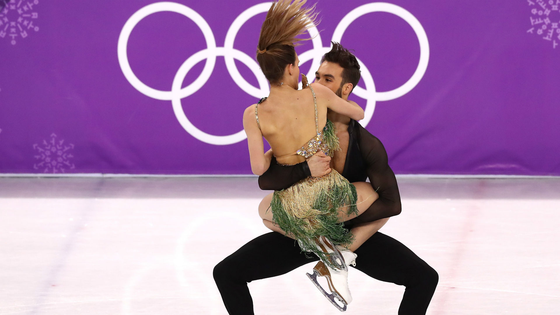 Winter Olympics 2018: French ice dancer suffers wardrobe malfunction