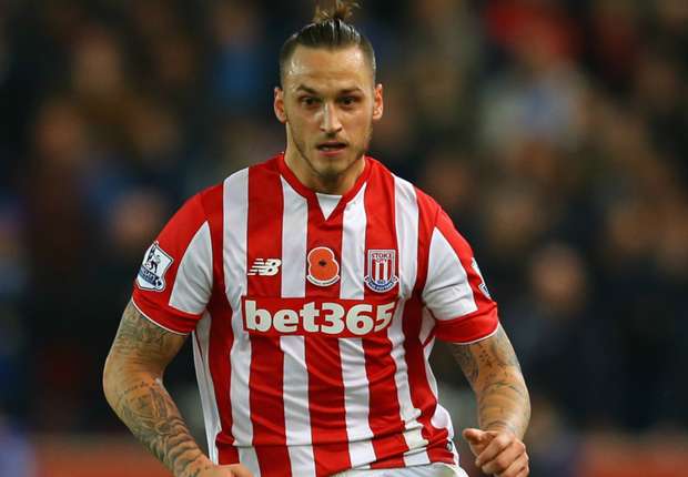 Hughes wants Arnautovic to stay at Stoke