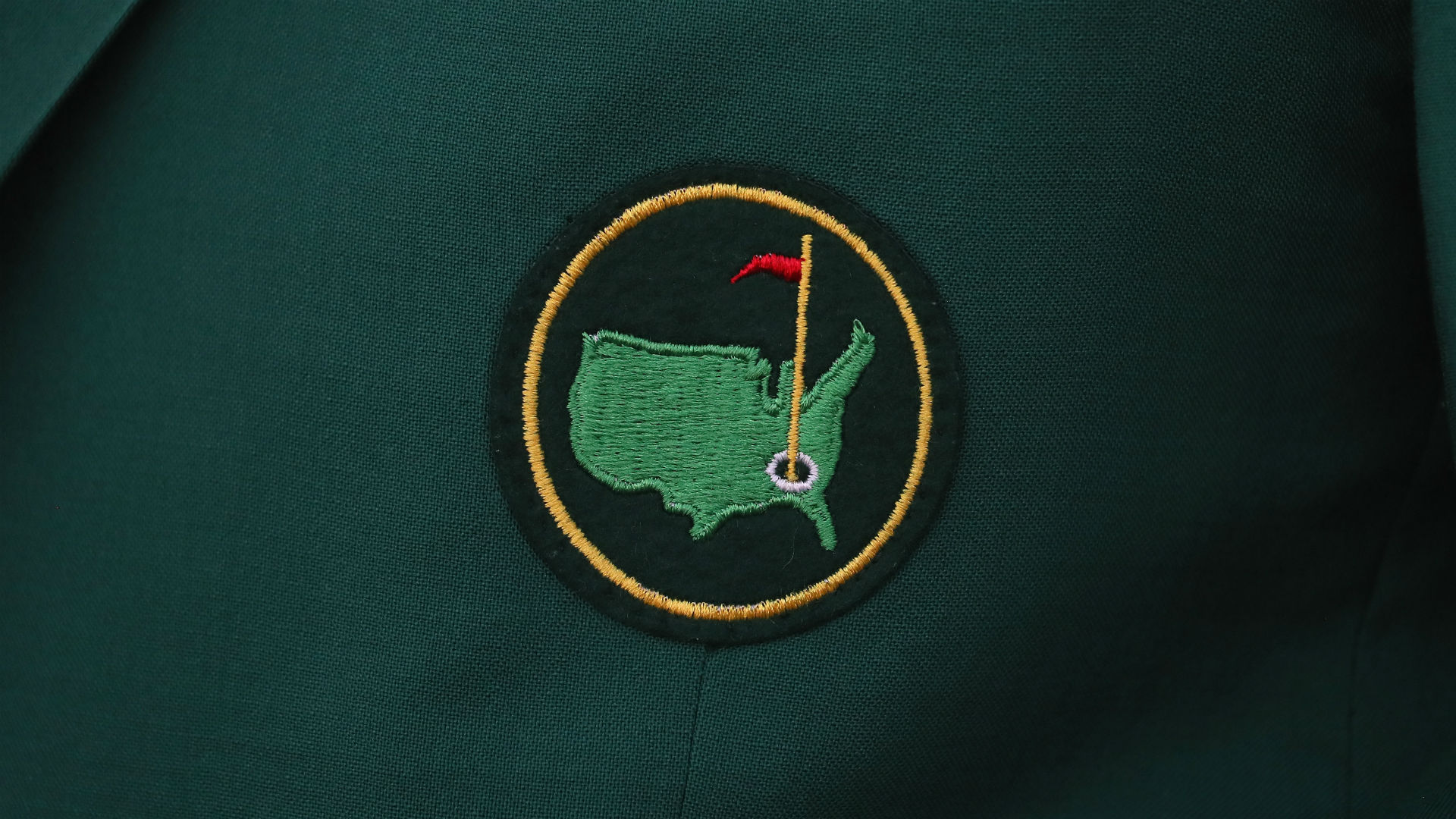 Johnson arrives at Augusta, tests out his back Johnson arrives at Augusta, tests out his back