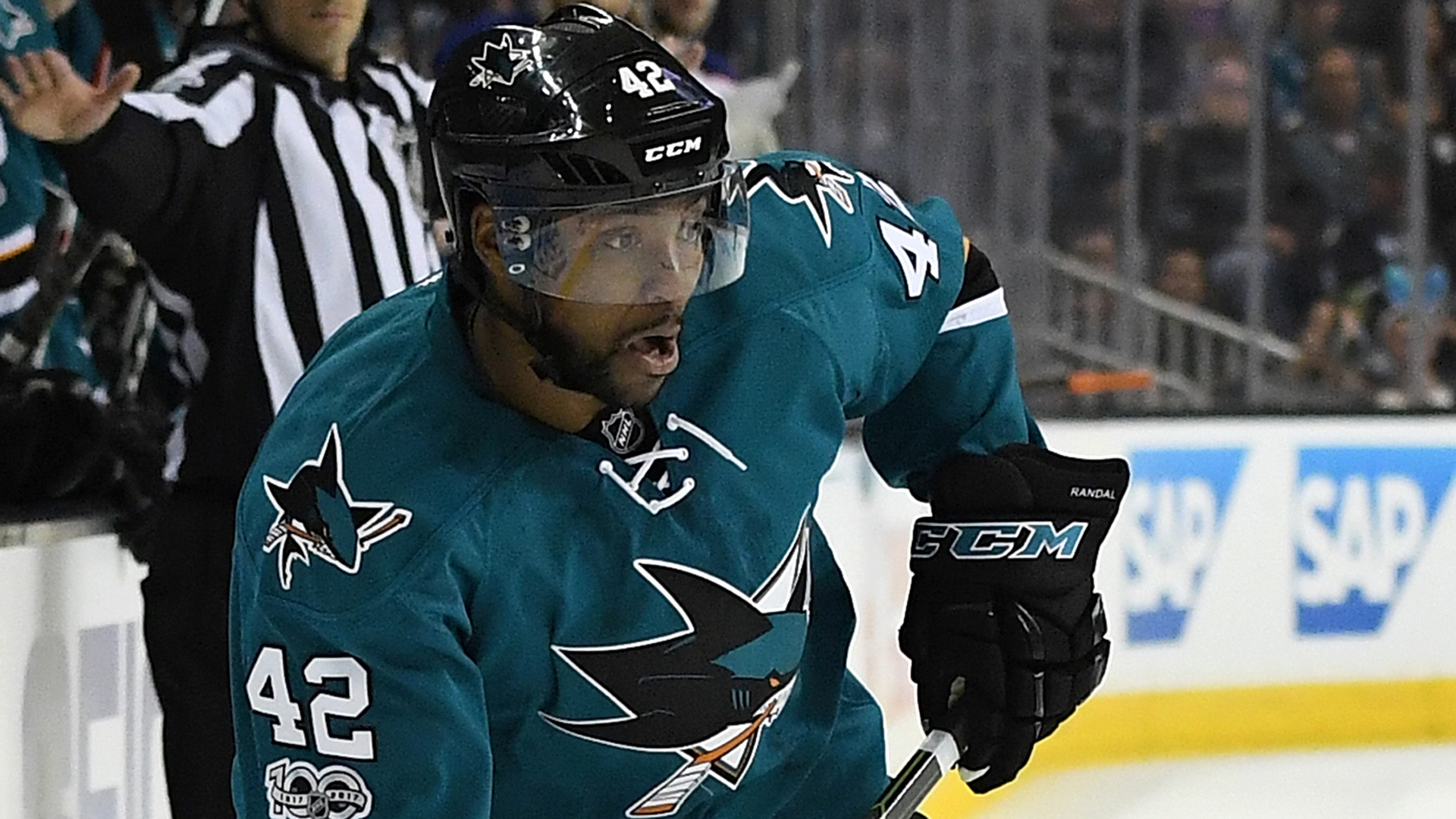 Sharks' Joel Ward decides not to kneel for anthem, citing lost message