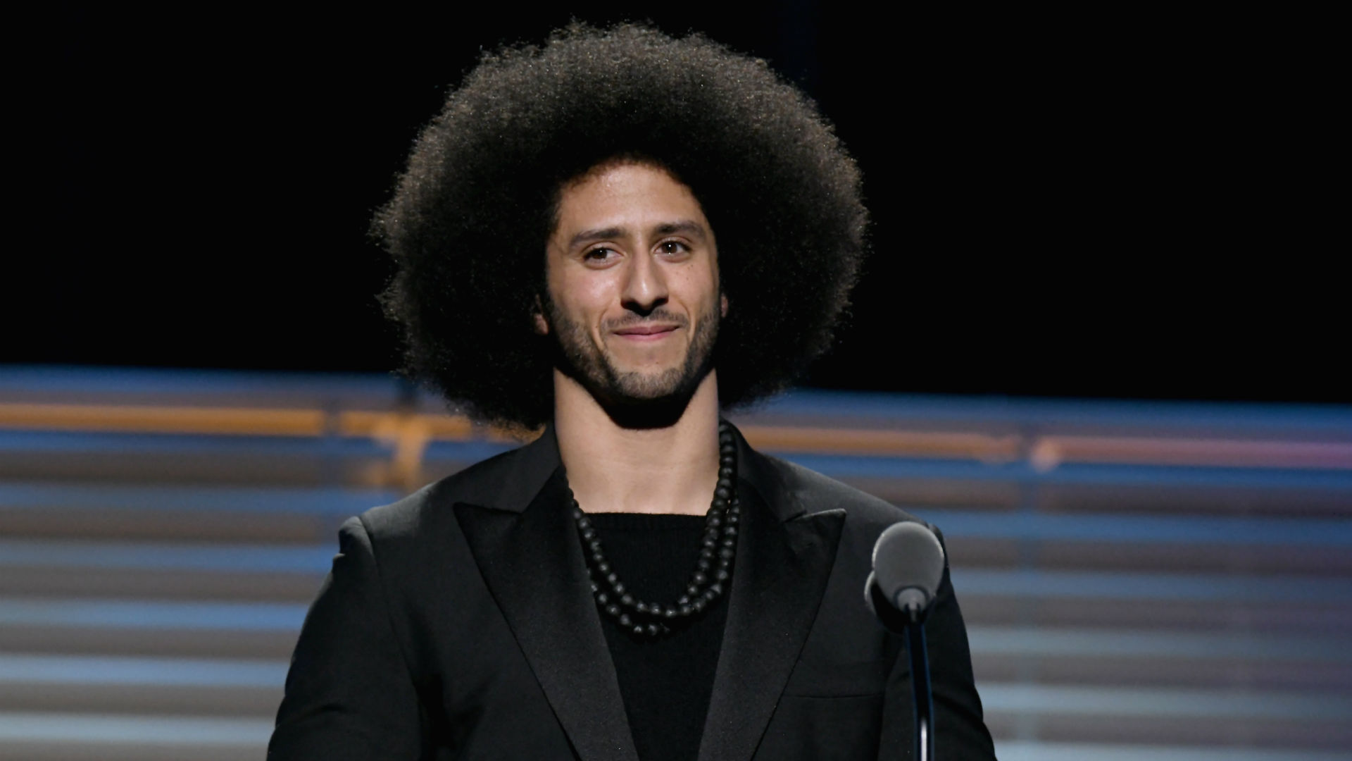 Colin Kaepernick's attorney predicts Patriots or Panthers will sign QB