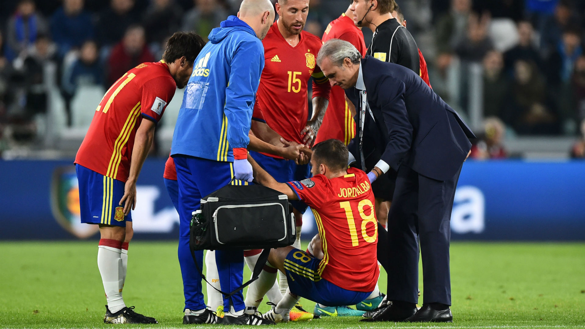Jordi Alba dropped from Spain's squad because of injury