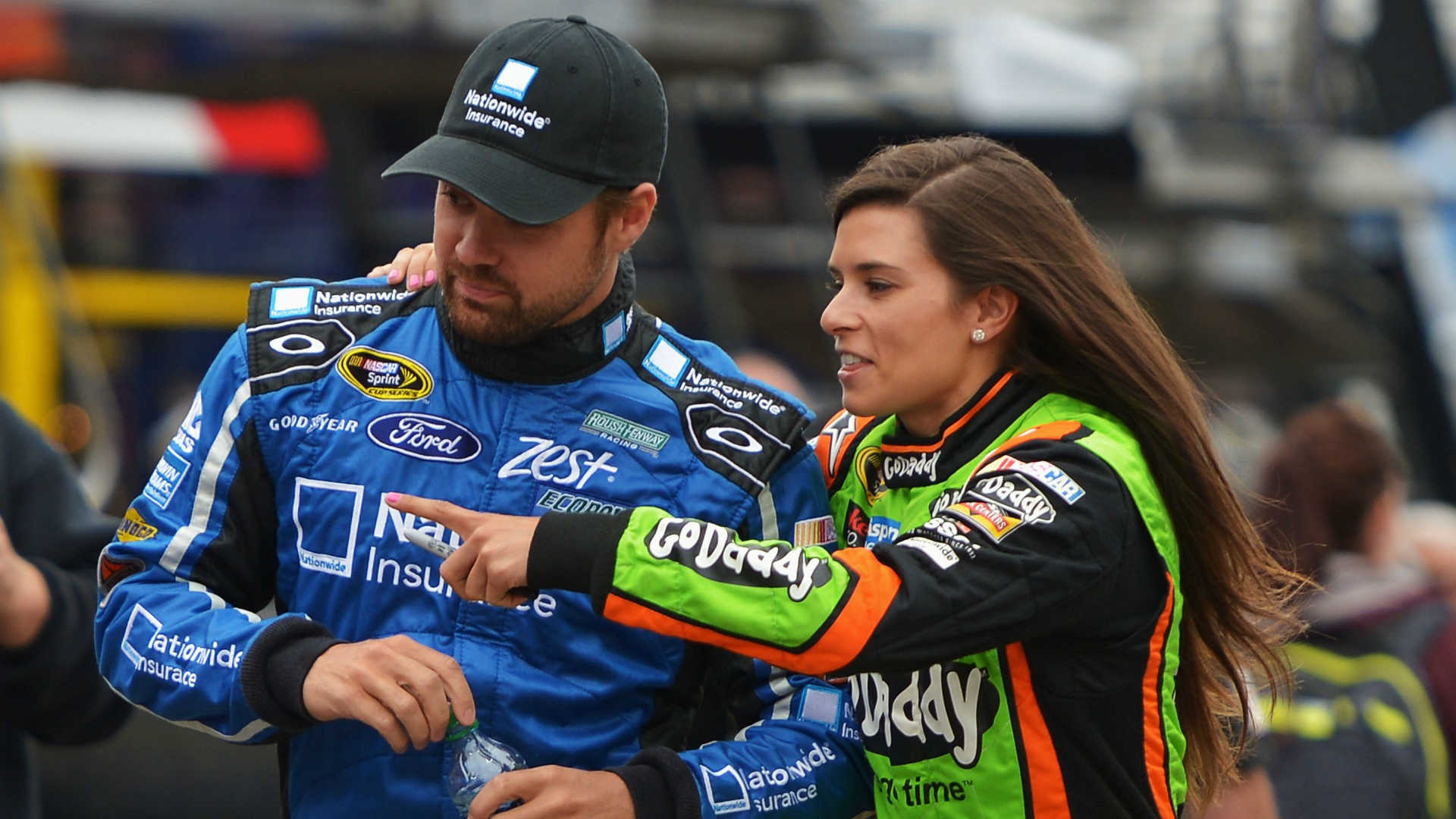 danica and stenhouse jr are dating Danica patrick broke up with racecar driver ricky stenhouse jr and began dating nfl qb aaron rodgers, but she still has many secrets from her past. danica and stenhouse jr are dating Danica patrick broke up with racecar driver ricky stenhouse jr and began dating nfl qb aaron rodgers, but she still has many secrets from her past.