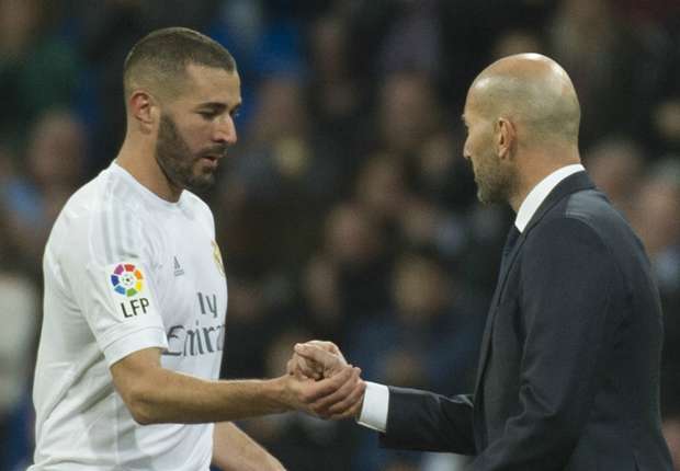 Madrid must stick with Zidane - Benzema