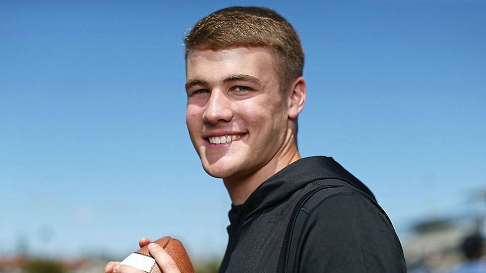 Former Clemson QB Hunter Johnson transfers to Northwestern NCAA