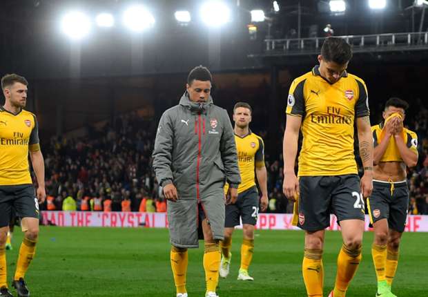 'That's not Arsenal at all' - Walcott slams lacklustre display