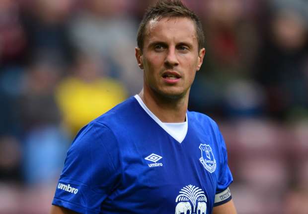 Martinez: Hamstring injury makes Jagielka a semi-final doubt