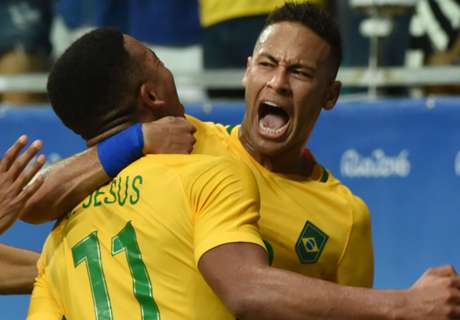 Rio 2016: Brazil reach quarter-finals