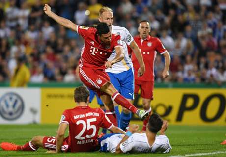 Lewa hat-trick fires Bayern