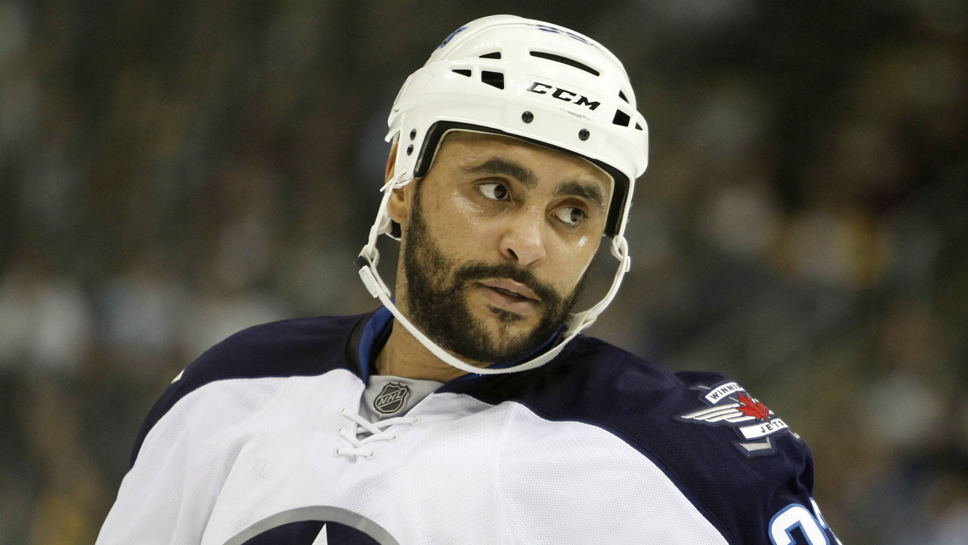 Jets' Dustin Byfuglien infuriated with power-play snub vs. Avalanche