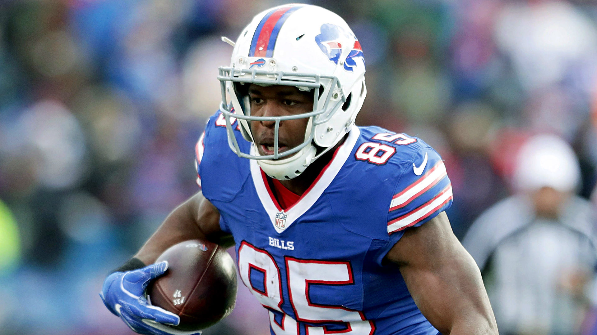 Bills TE Charles Clay has surgery on knee, report says
